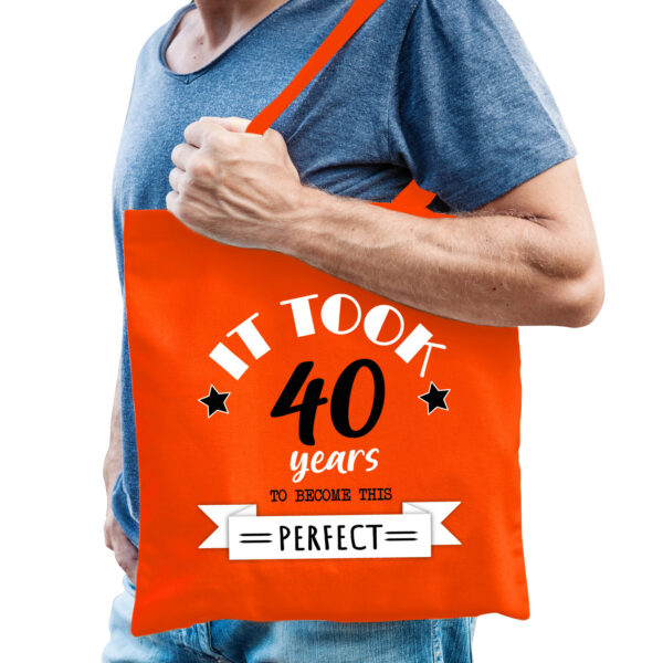 Cadeau tas voor heren - 40 en perfect - oranje - katoen - 42 x 38 cm - veertig - shopper