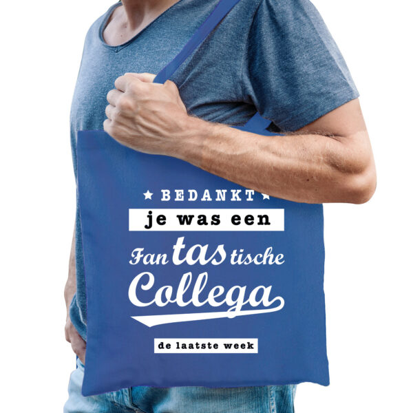 Bellatio Decorations Cadeau tas voor collega - bedankt/afscheid - blauw - 42 x 38 cm