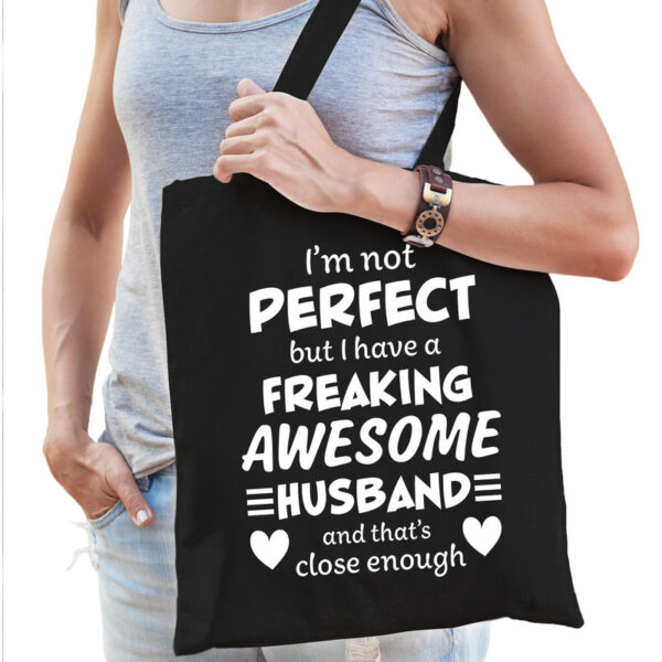 Freaking awesome husband / echtgenoot kado tas zwart voor dames